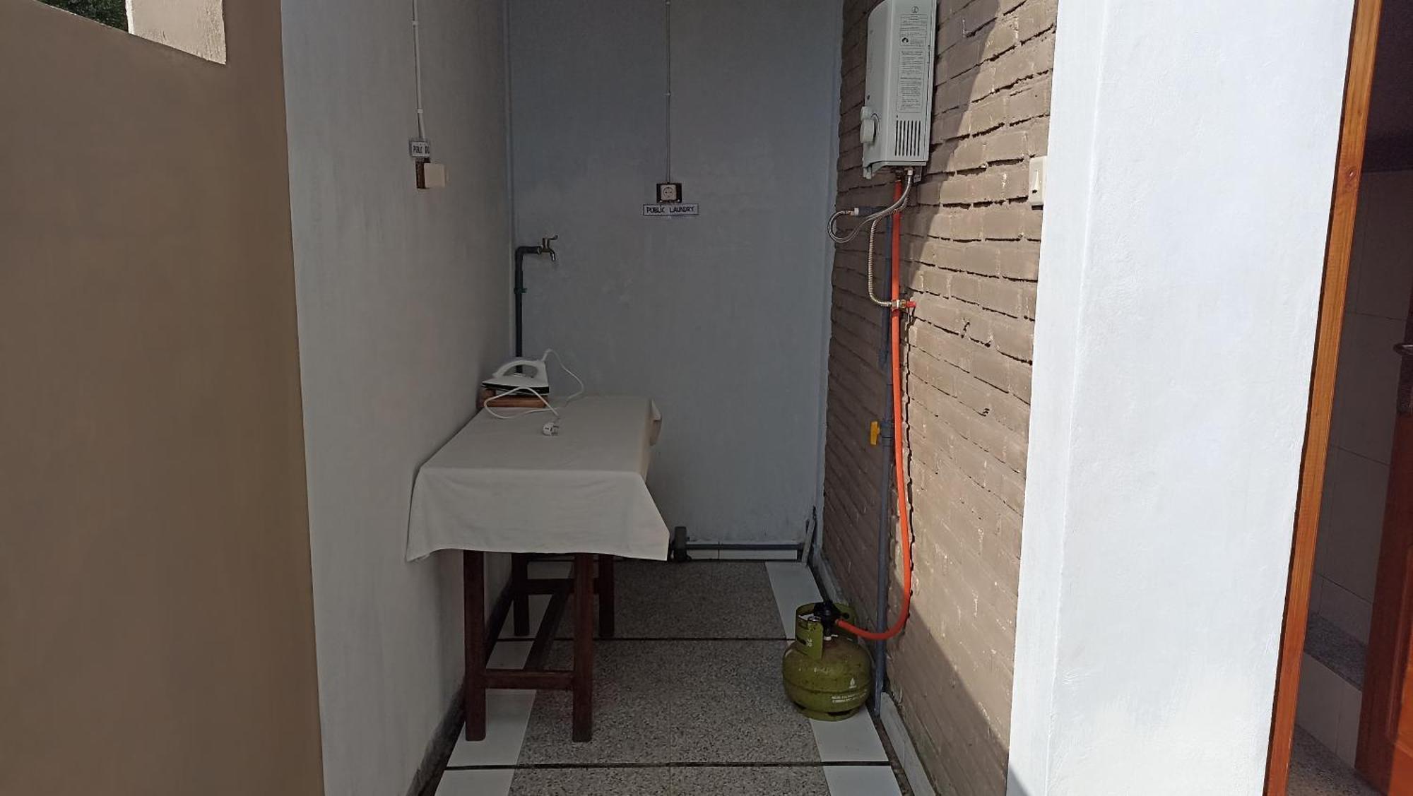 Puri Pilihani Hostel Munduk Eksteriør billede