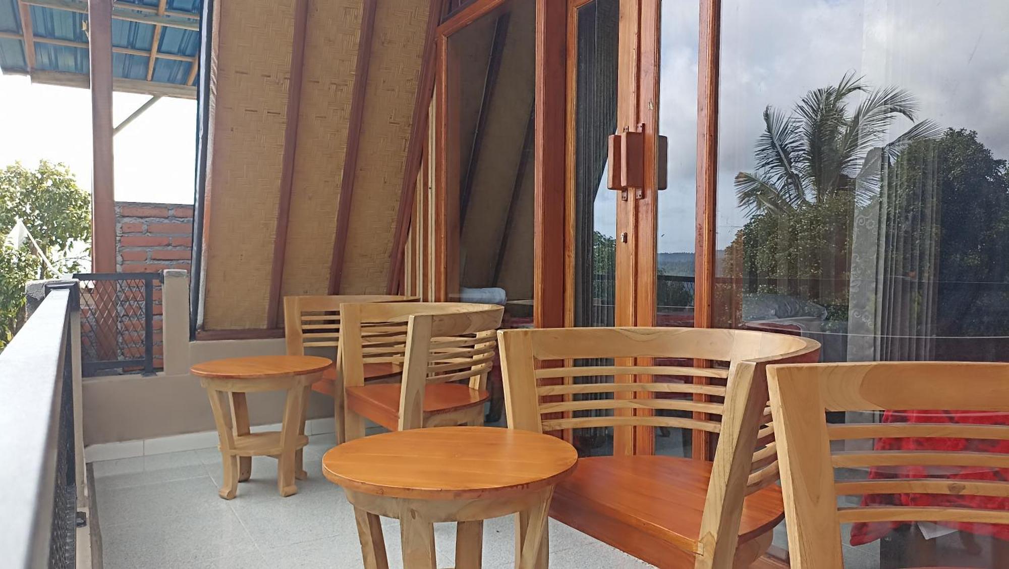 Puri Pilihani Hostel Munduk Eksteriør billede