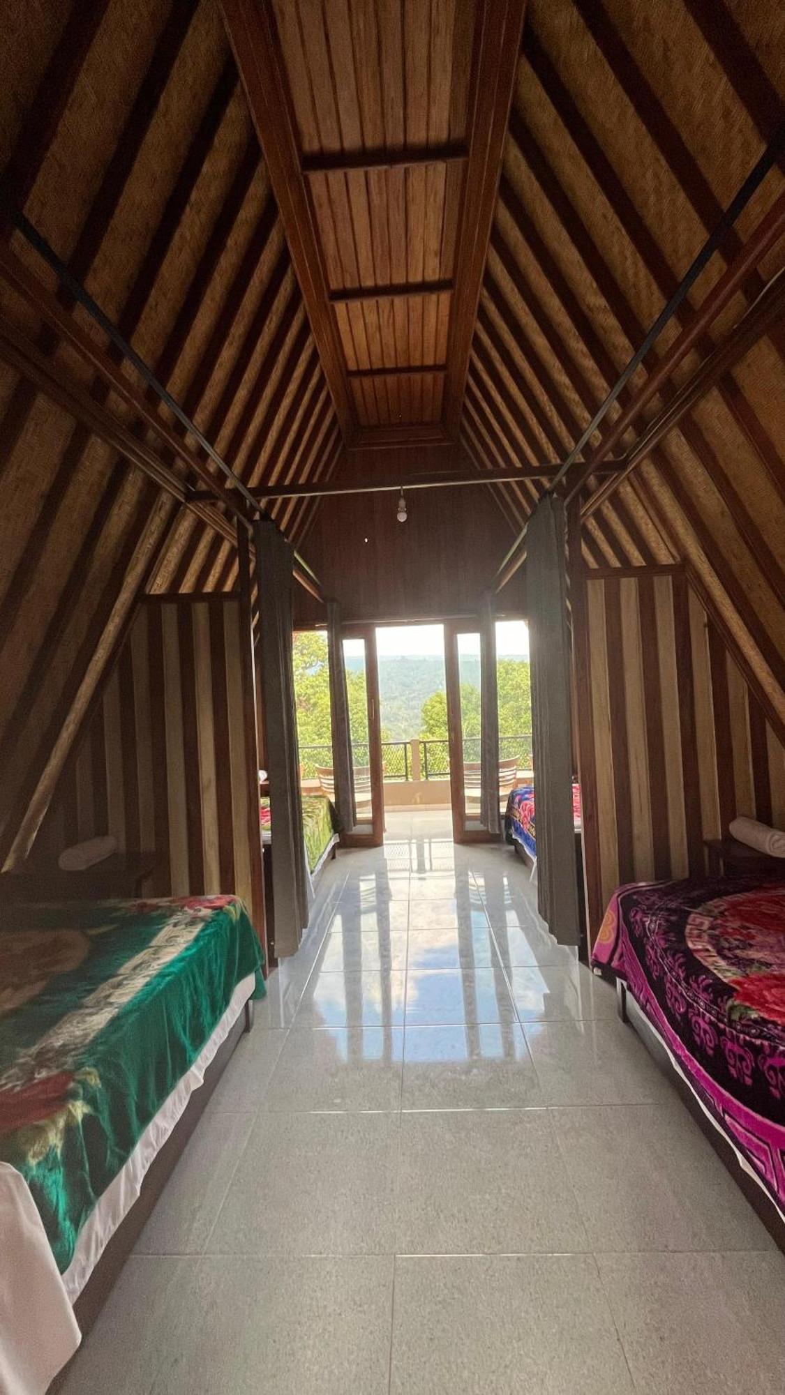 Puri Pilihani Hostel Munduk Eksteriør billede